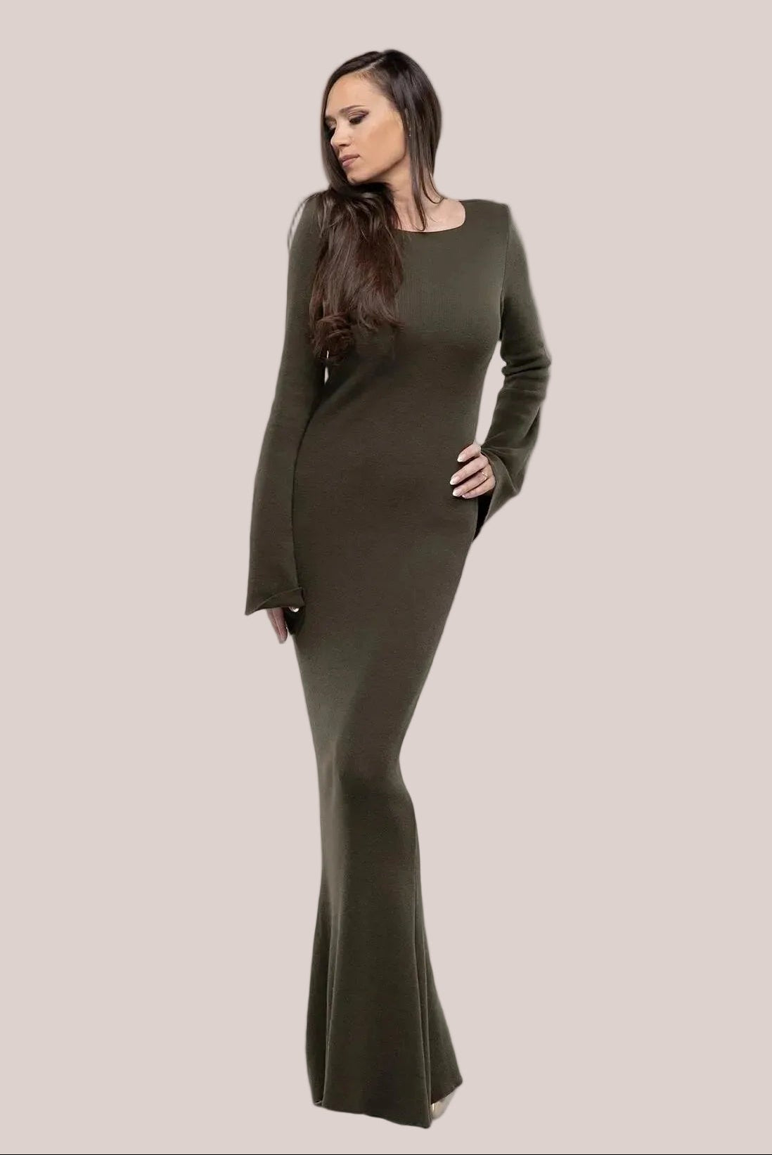 Дълга рокля в тъмнозелено