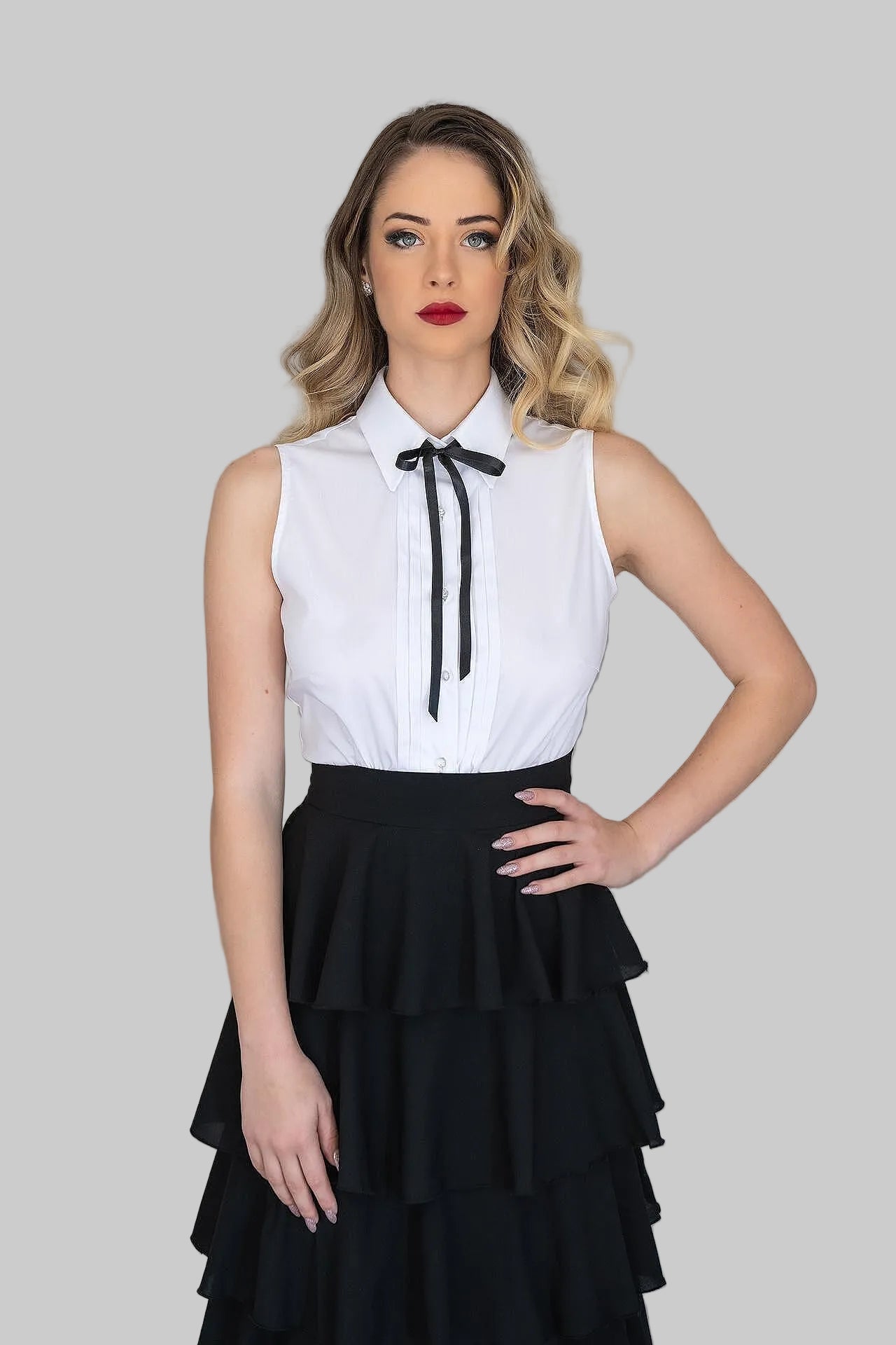 Сет от бяла риза и дълга пола с воали 